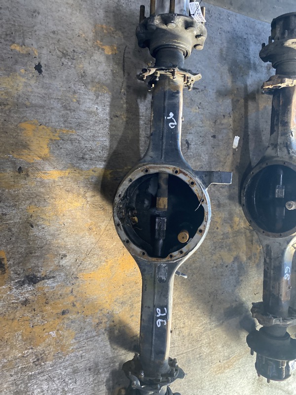 Eaton DS-404 Axle Housing #321280