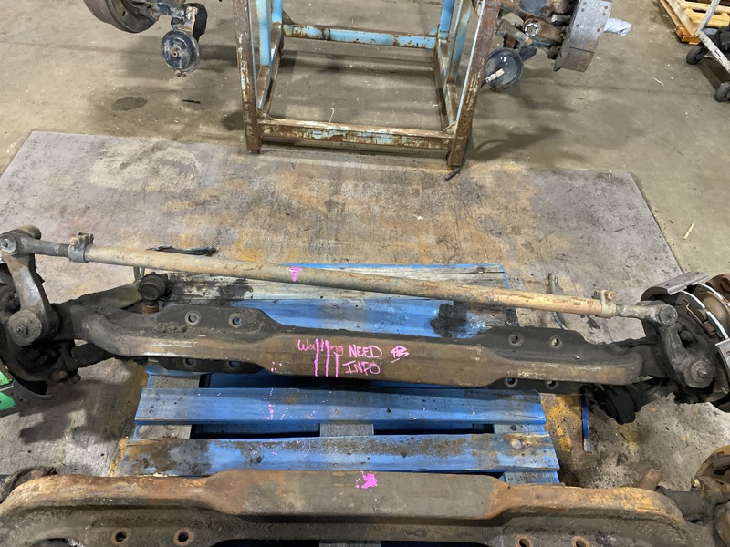 Eaton E1220i Front Axle Assembly #327095