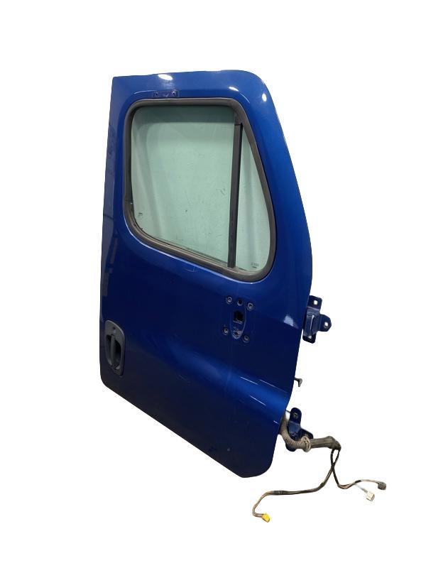 2014 Freightliner Cascadia 125 Door