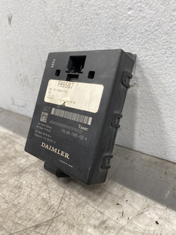 Freightliner Cascadia Cab Module #A0674995005