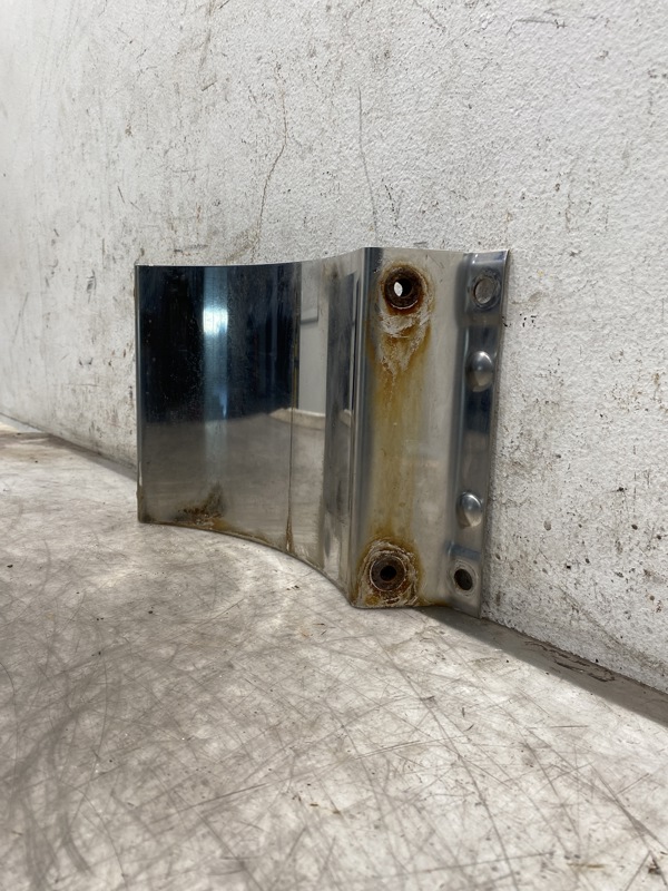 2000 Peterbilt 379 Air Cleaner Brackets & Light Bars